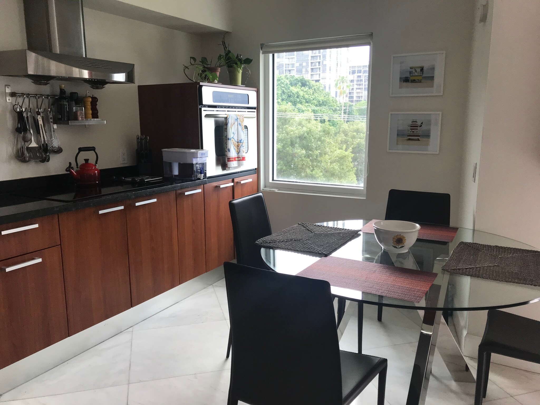 Building Photo - 1650 Brickell Ave