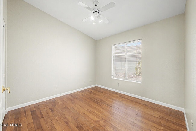 Building Photo - 558 W Bluefield Ave
