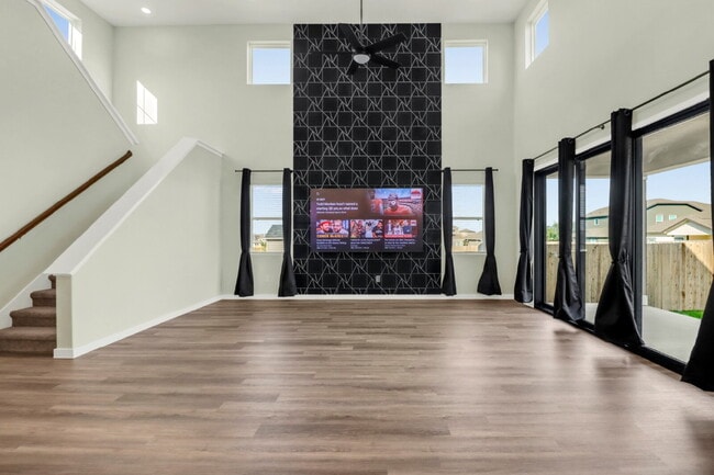 Building Photo - 8730 Thyme Mdw
