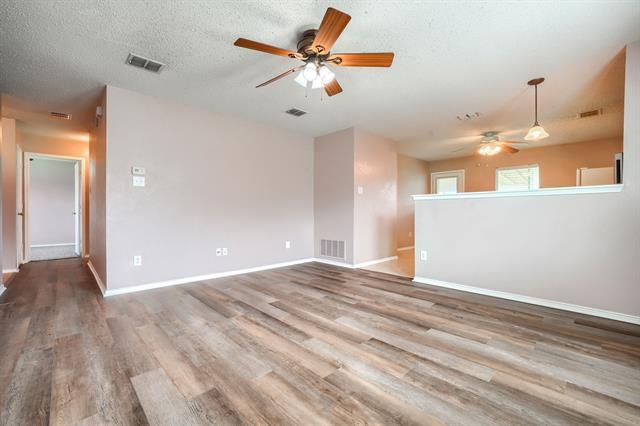 Building Photo - 1820 Brookwood Dr