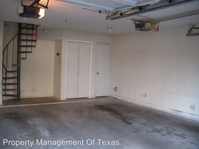 Building Photo - 1808 Rio Grande St