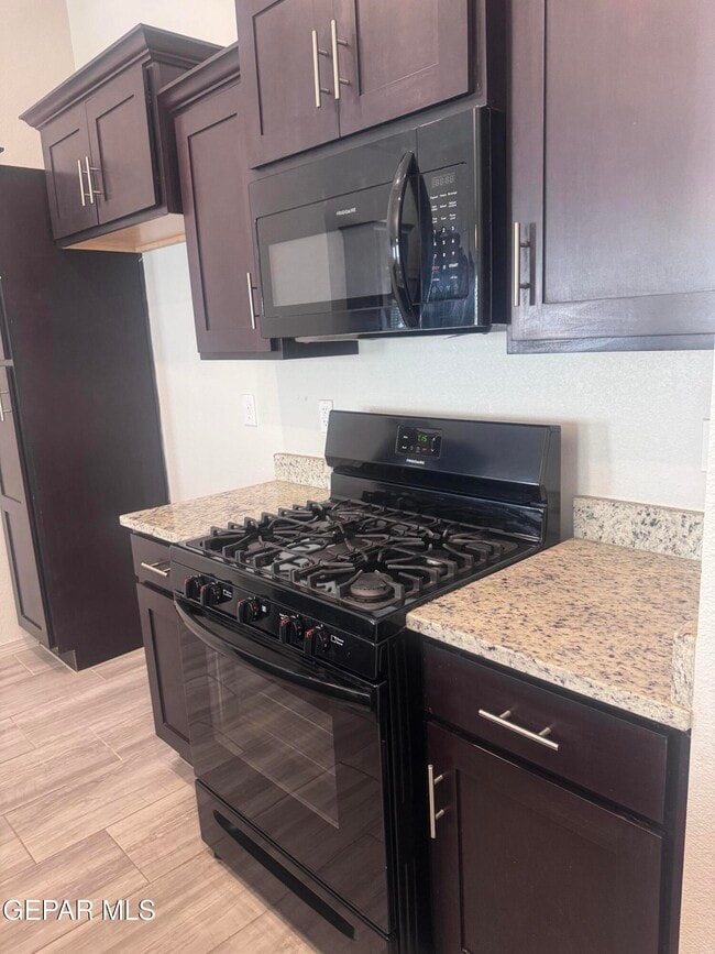 Building Photo - 5012 Marcella Santillana