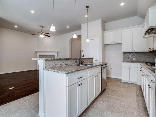 Building Photo - 6813 Grand Mesa Pkwy