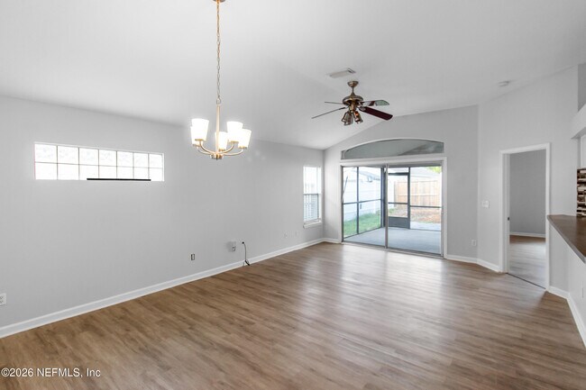 Building Photo - 1216 Brookwood Bluff Rd E