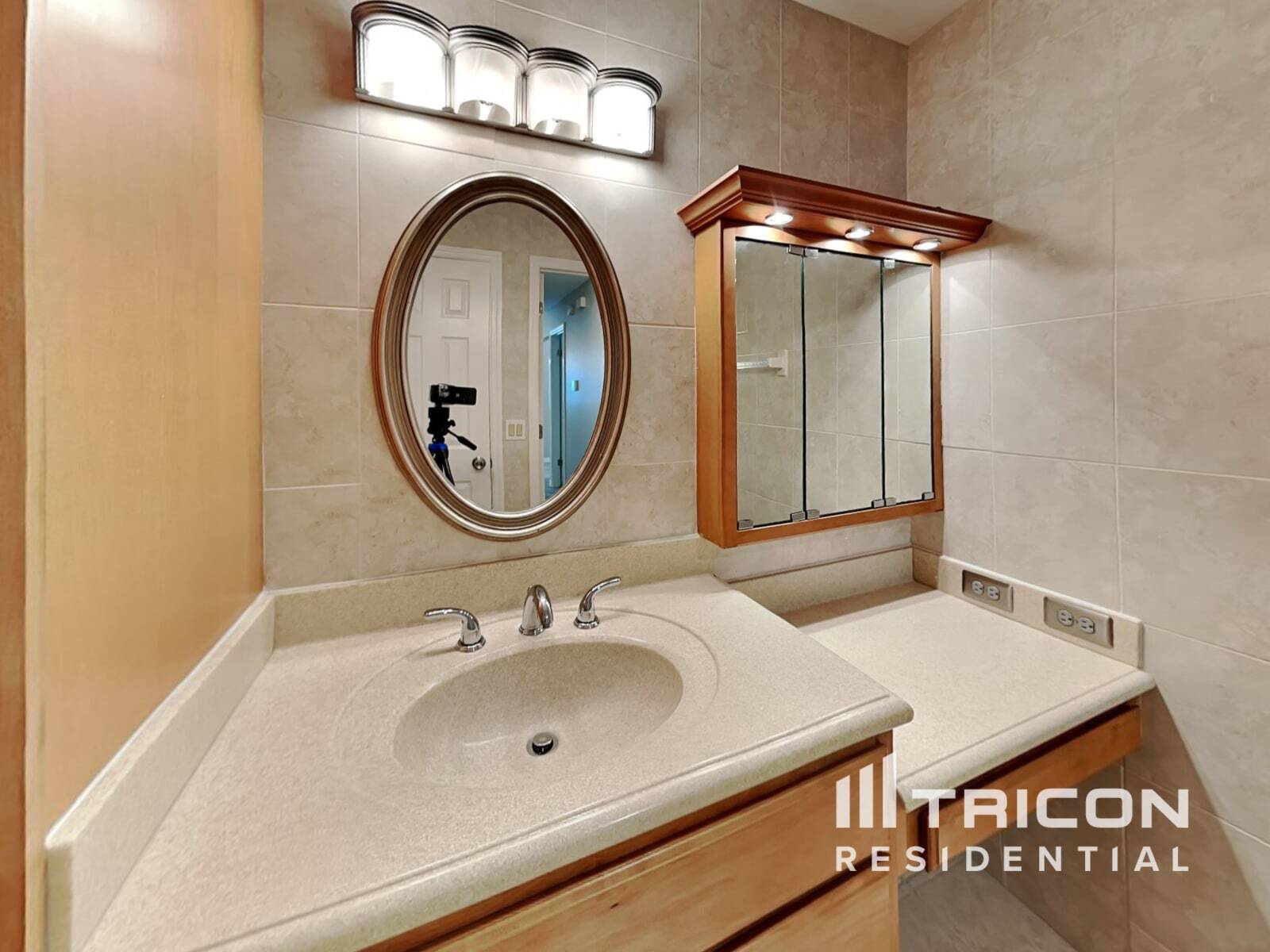 Building Photo - 4005 Cypress Landing S