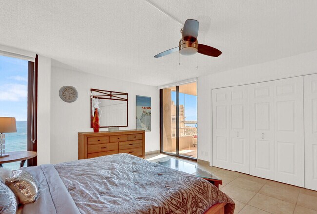 Building Photo - 5510 N Ocean Dr