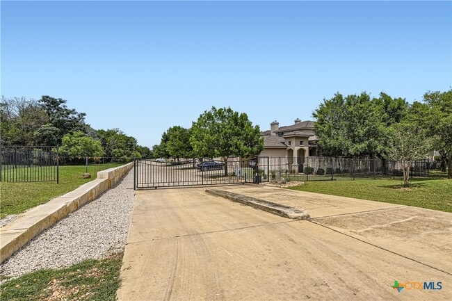 Building Photo - 462 Stagecoach Trail