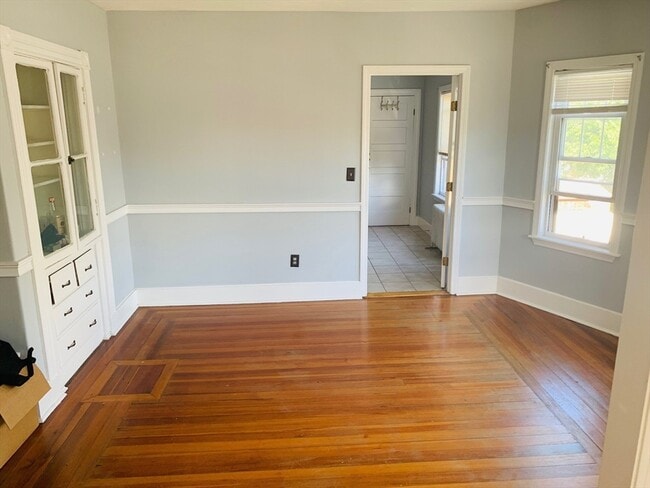 Building Photo - 48 Cypress St