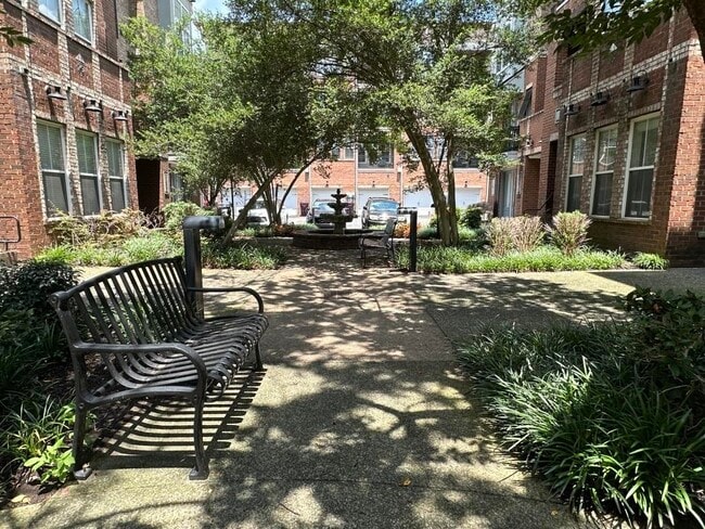 Building Photo - 75 Shoemaker Ct