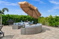 Building Photo - 5420 Chiquita Blvd S