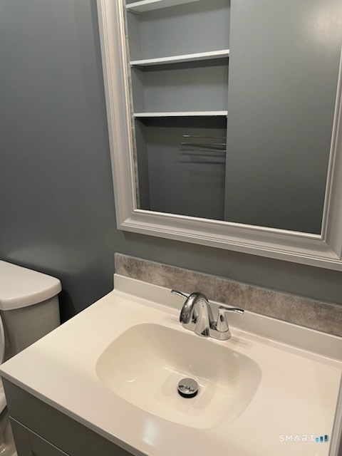 Building Photo - 563 Howe Ave