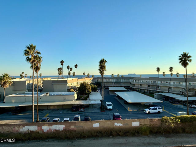 Building Photo - 259 S Ventura Rd