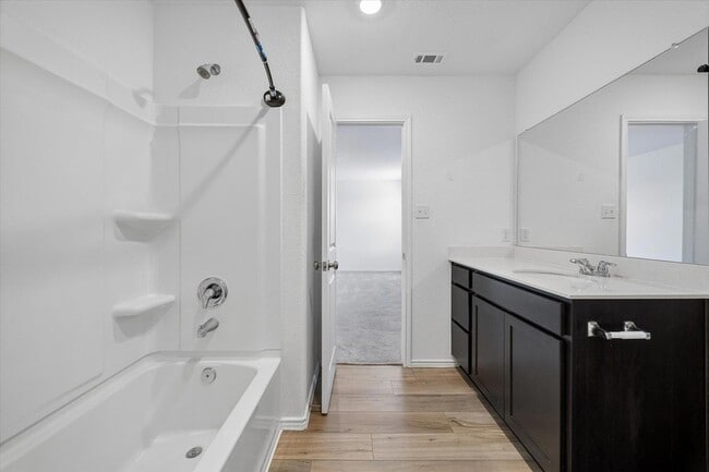 Building Photo - 413 Paddlefish Ln