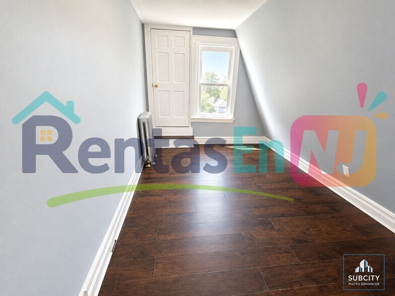 Building Photo - 903 Hunterdon St