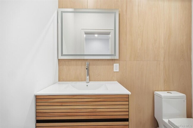 Building Photo - 67 Paulding Ln