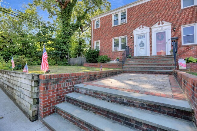 Building Photo - Cedarcroft Property