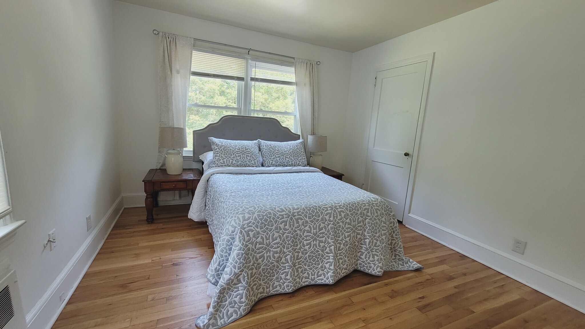 Building Photo - 507 Bennett St