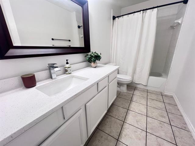 Building Photo - 9905 Ashmont Dr