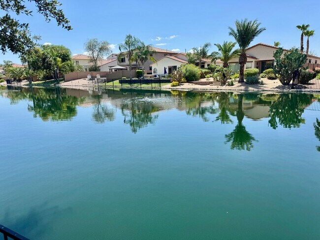 Building Photo - Pristine Single Level 3 Bedroom Home In The Sought After Gated Lagos Vistoso Community in Chandler!