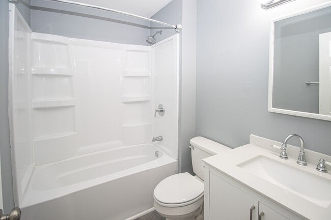 Building Photo - 3 Bed 2 Bath Home in Meadowbrook West Neighborhood