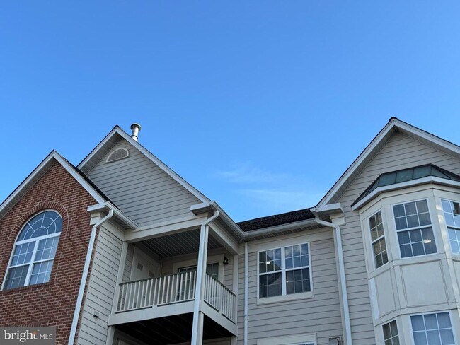 Building Photo - 6900 St Ignatius Dr