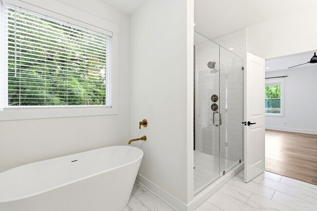 Building Photo - Custom Home in Seagate | 4 Bedrooms • 3 Bathrooms • Minutes to Wrightsville Beach