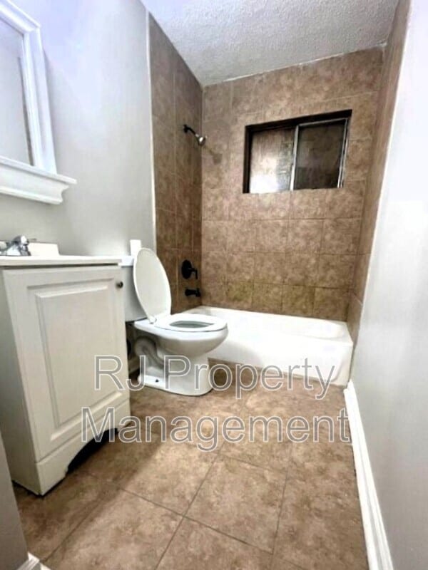 Building Photo - 609 Semple Ave