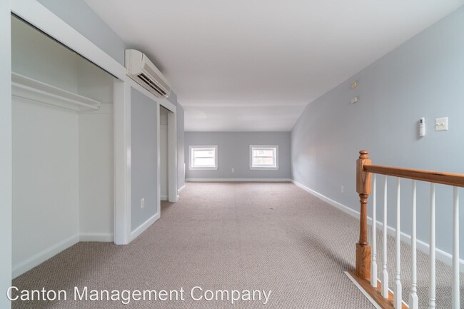 Building Photo - 3 br, 1.5 bath House - 1826 E. Lombard St.