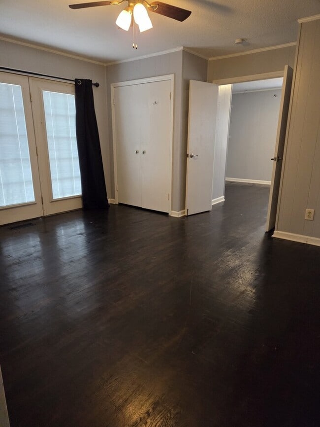 Building Photo - 408 Clifton St