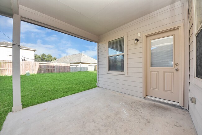 Building Photo - 6106 Grassy Haven Ln