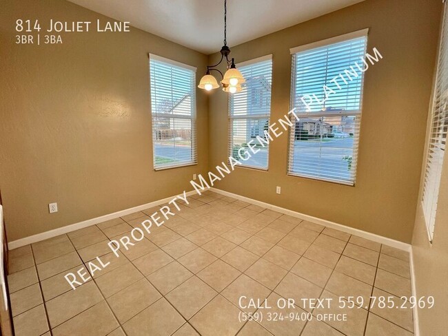 Building Photo - $2,395 Shepherd & Clovis Ave, 3 Bedroom 2....