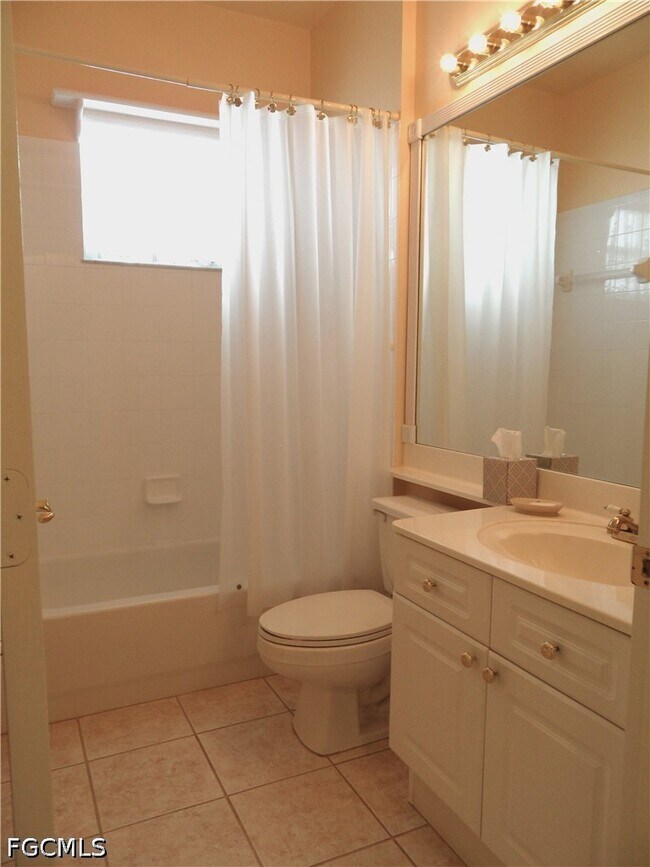 Building Photo - 13011 Silver Sands Dr