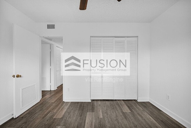 Building Photo - 400 NW 65th Ave