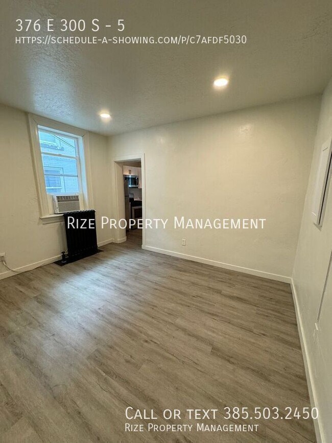 Building Photo - 376 E 300 S