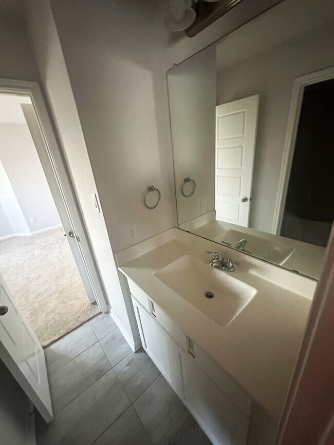 Building Photo - 4802 Drifter Oaks