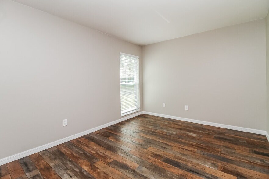 Building Photo - 783 Evert Ct