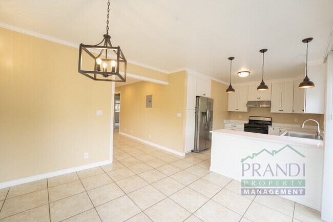 Building Photo - 40 Pleasant Ln