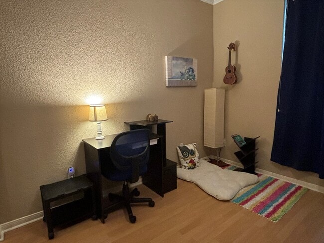 Building Photo - 8055 Cambridge St