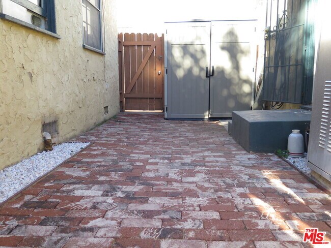 Building Photo - 2128 20th St