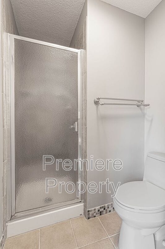 Building Photo - 1331 SW Horizon Dr