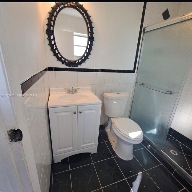 Building Photo - 4760 SW 66th Terrace