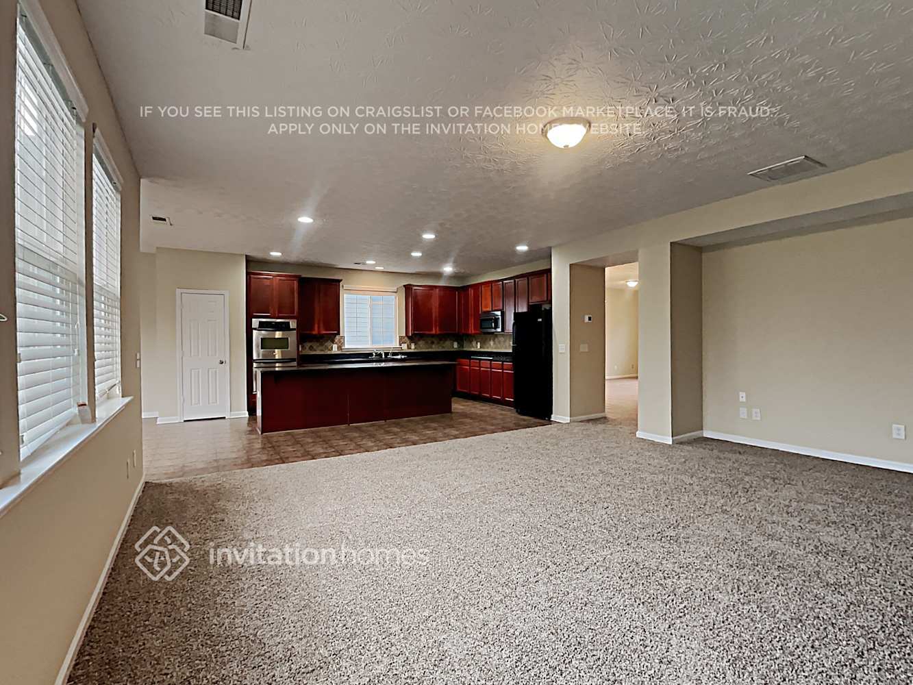 Building Photo - 2678 Dayview Ln