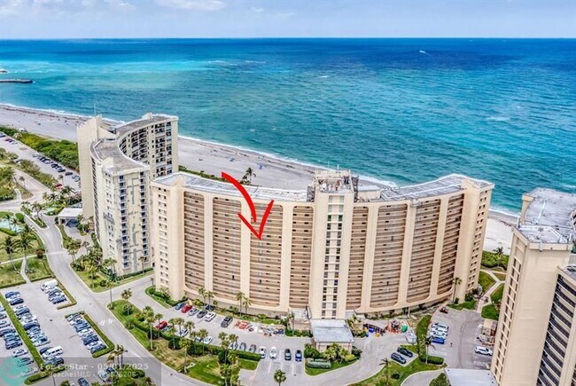 Building Photo - 300 Ocean Trail Way