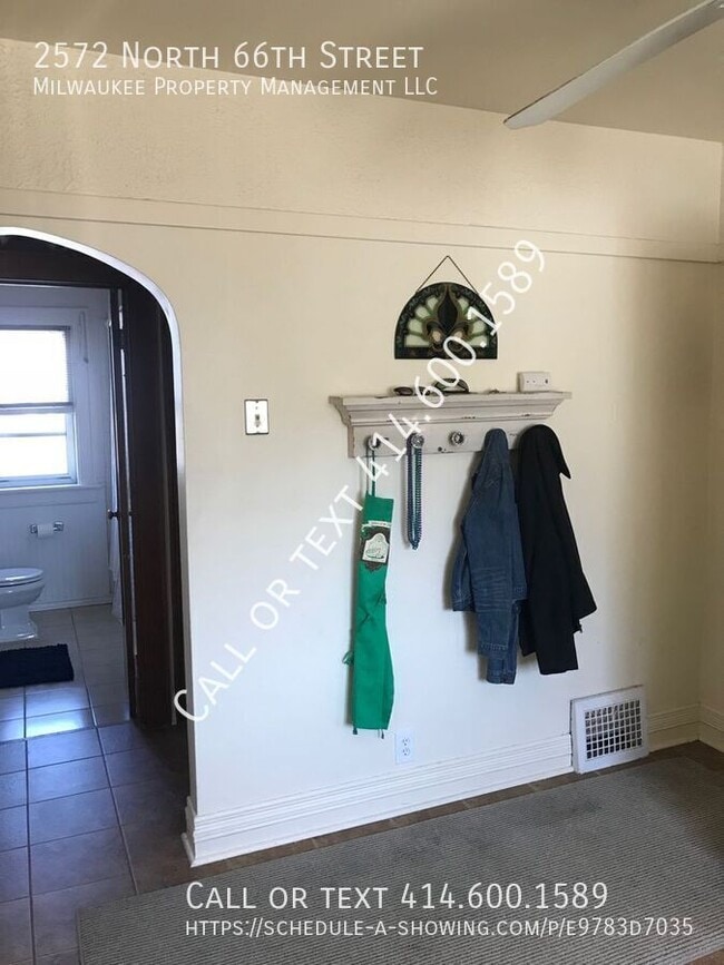 Building Photo - 2572 N 66th St