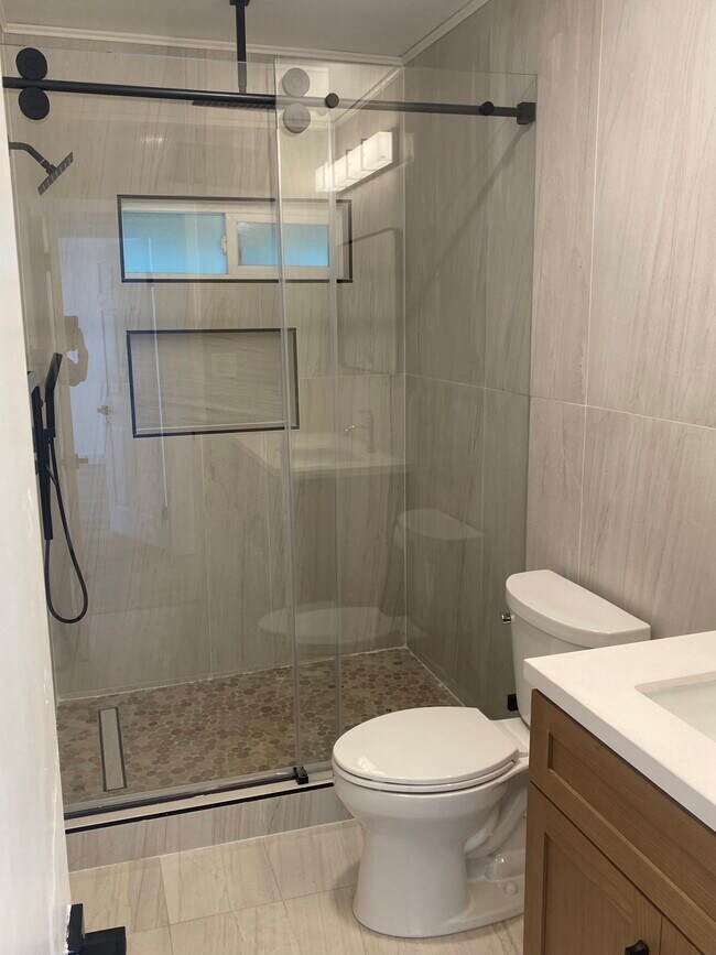 New shower, Vanity , toilet - 1437 Plumas St
