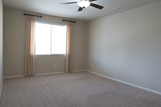 Building Photo - 40093 Corte Refugio