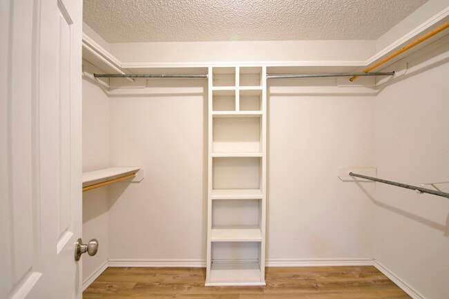 Building Photo - 5416 95th St