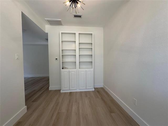 Building Photo - 2109 S Winding Creek Dr