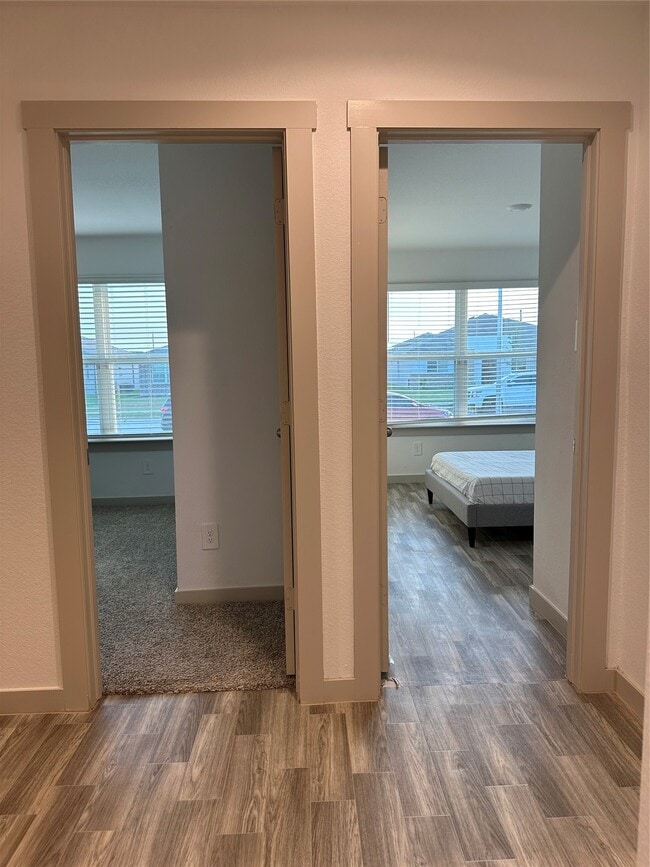 Building Photo - 6823 Dell Vista Drive