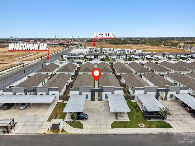 Building Photo - 17 S Colt Ln